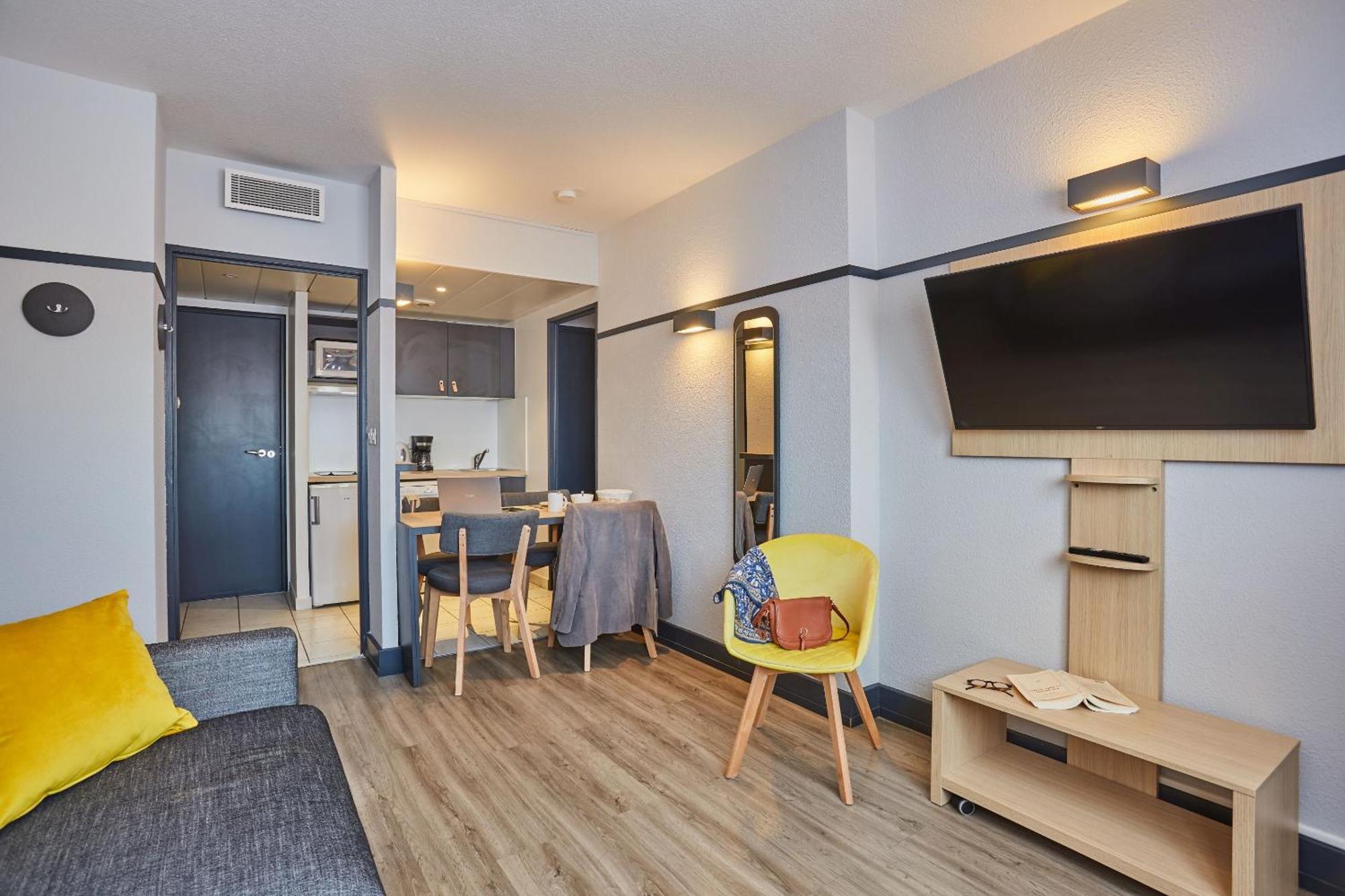 อพาร์ต โฮเต็ล โอดาลี เอเทรียม Aparthotel เอ็ก-ซอง-โพรวองซ์ ภายนอก รูปภาพ