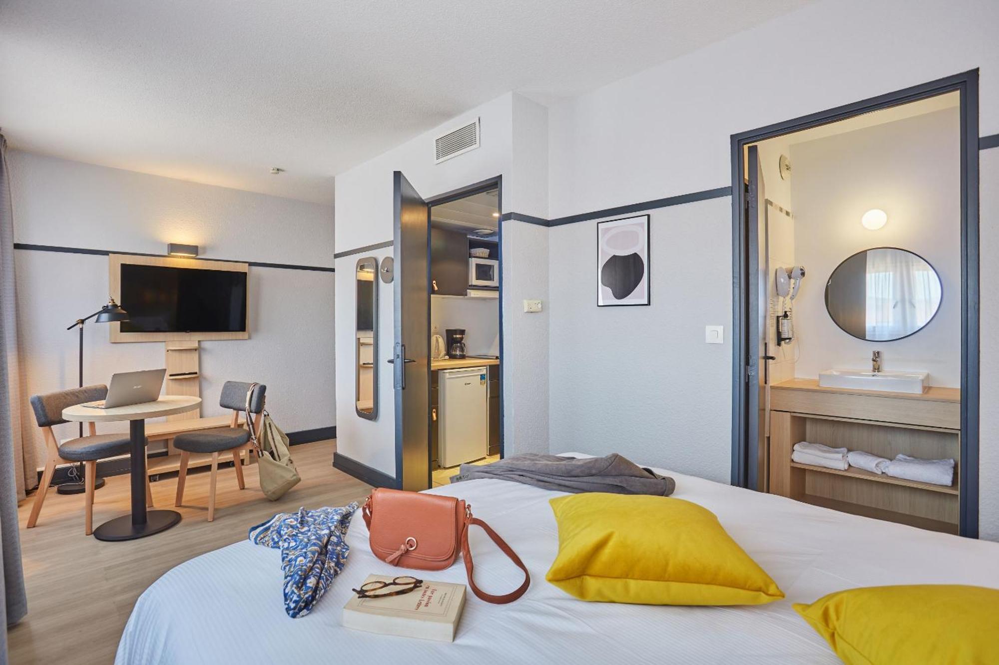อพาร์ต โฮเต็ล โอดาลี เอเทรียม Aparthotel เอ็ก-ซอง-โพรวองซ์ ภายนอก รูปภาพ