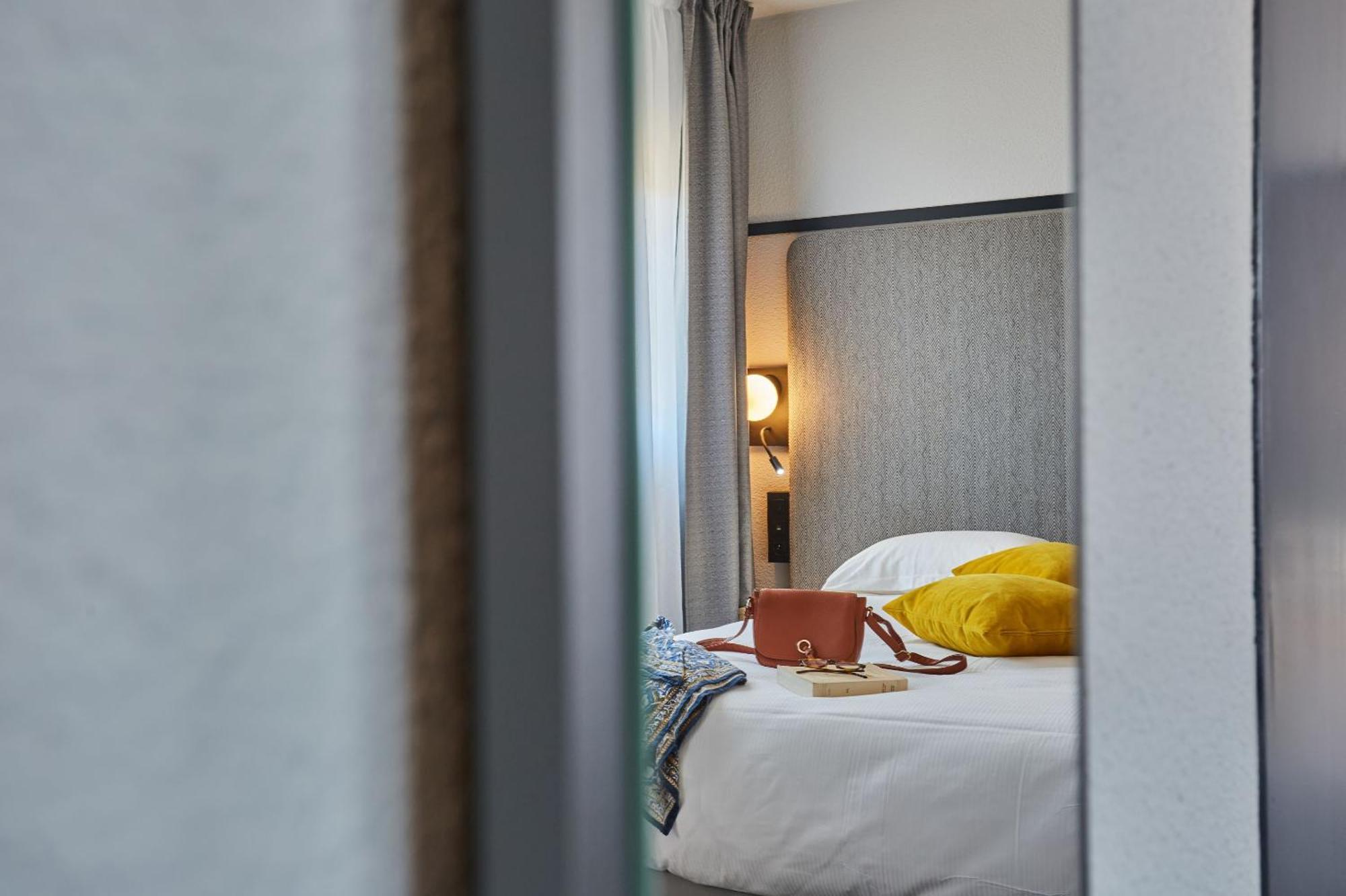 อพาร์ต โฮเต็ล โอดาลี เอเทรียม Aparthotel เอ็ก-ซอง-โพรวองซ์ ภายนอก รูปภาพ